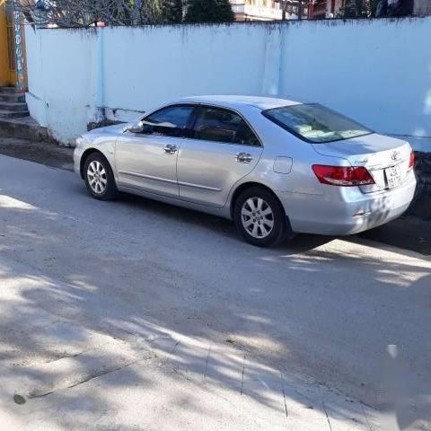 Cần bán gấp Toyota Camry năm sản xuất 2008, màu bạc giá cạnh tranh