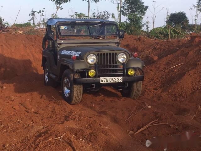 Cần bán Jeep CJ sản xuất năm 1975, màu xanh, giá chỉ 160 triệu