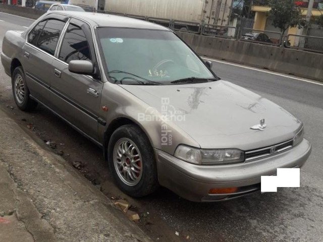 Bán Honda Accord đời 1992, màu xám, nhập khẩu