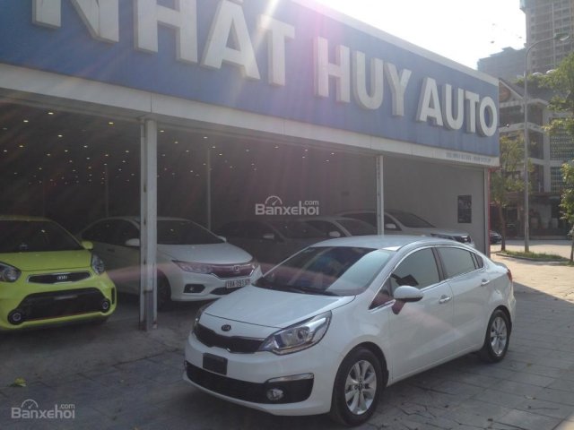 Bán Kia Rio sản xuất 2016, màu trắng, giá cạnh tranh, giao xe nhanh, thủ tục nhanh gọn