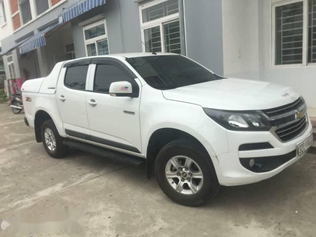 Bán xe Chevrolet Colorado năm 2017, màu trắng như mới