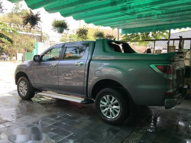 Cần bán Mazda BT 50 năm 2015, màu xám, giá tốt