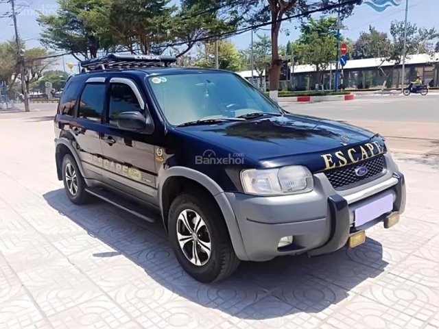 Cần bán Ford Escape 2.0 sản xuất năm 2004, màu đen