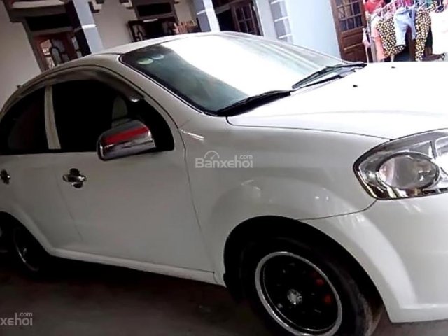 Cần bán Daewoo Gentra năm sản xuất 2008, màu trắng