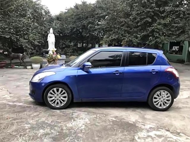 Bán xe Suzuki Swift năm 2014, màu xanh lam, giá tốt