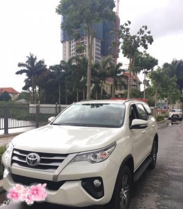 Bán Toyota Fortuner sản xuất 2017, màu trắng 