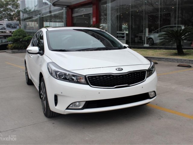 Bán xe Kia Cerato 2.0 AT, giá cực hot, giao xe ngay LH: 0938 900 433 để được giá tốt