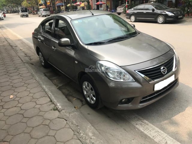 Cần bán xe Nissan Sunny XL đời 2015, màu xám (ghi)