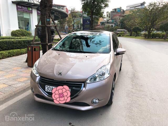 Bán xe Peugeot 208 nhập khẩu nguyên chiếc đời 2015 từ Pháp