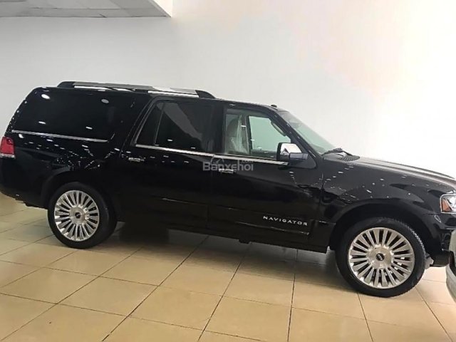 Bán Lincoln Navigator đời 2016, màu đen, nhập khẩu