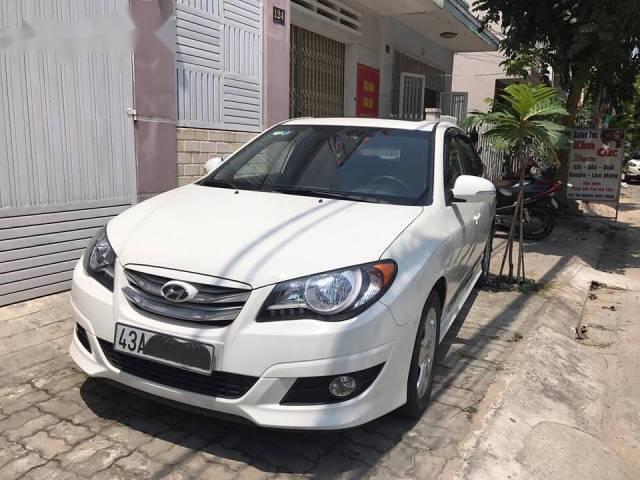 Bán Hyundai Avante 1.6 AT sản xuất năm 2011, màu trắng, giá 400tr