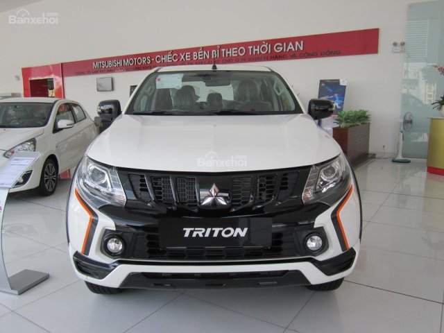 Bán Mitsubishi Triton bán tải (4x4, 4x2 AT & MT), nhập khẩu Thái Lan 100%