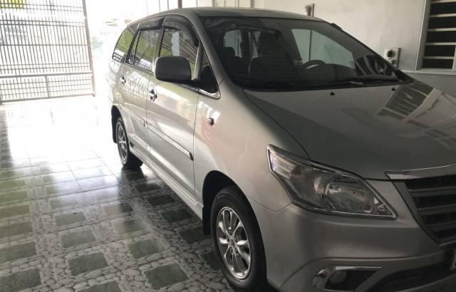 Bán ô tô Toyota Innova sản xuất năm 2015, màu bạc