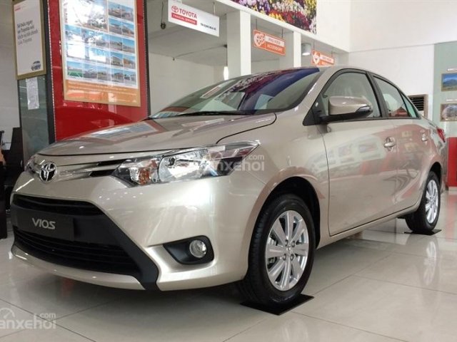 Nhận ngay 40 triệu khi mua xe Vios E CVT 2018, trả trước 135 triệu, tặng bảo hiểm 2 chiều, hộp đen kinh doanh