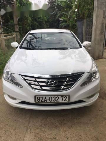 Bán Hyundai Sonata năm sản xuất 2010, màu trắng