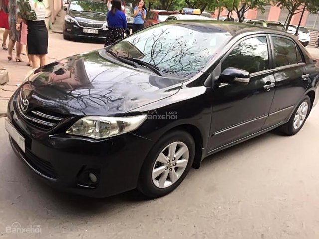 Bán Toyota Corolla altis năm sản xuất 2011, màu đen