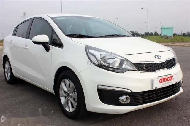 Bán xe Kia Rio đời 2017, màu trắng, 430 triệu