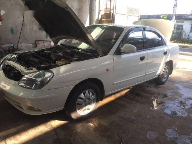 Bán Daewoo Nubira năm 2001, màu trắng, giá 100tr