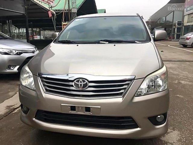 Bán gấp Toyota Innova 2.0E 2012, giá 530tr