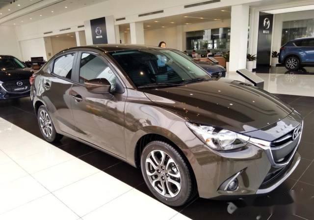 Bán xe Mazda 2 đời 2018, màu nâu, 499tr