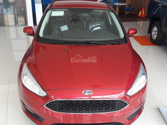 Ford Tây Ninh bán Focus 5 chỗ mới 2018 giao ngay 0962 060 416