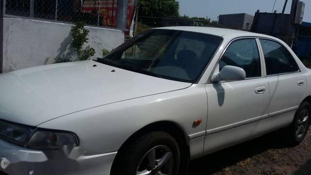 Cần bán Mazda 626 1998, màu trắng, giá chỉ 128 triệu