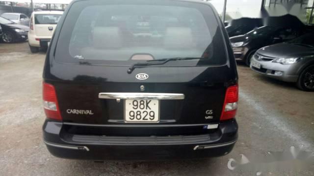 Bán xe Kia Carnival 2008, màu đen chính chủ, 235tr