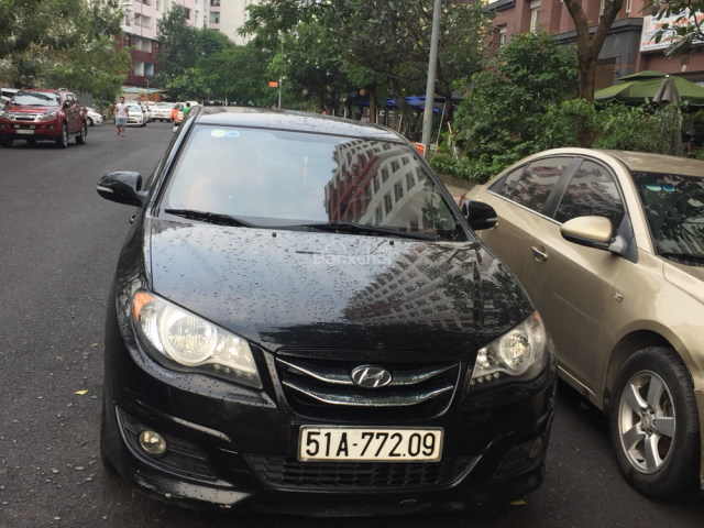 Xe Hyundai Avante sản xuất 2014 MT màu đen, 395 triệu