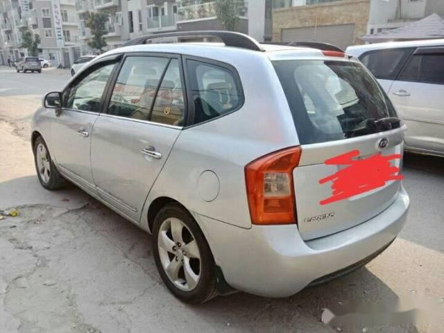 Bán Kia Carens 2009, màu bạc, giá chỉ 276 triệu