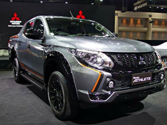 Bán Mitsubishi Triton Athlete 2018, màu xám, khuyến mại lớn, giao xe ngay, LH Trang: 0935.76.92.93