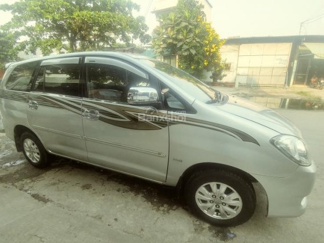 Cần bán xe Innova 2009 - Giá 425tr