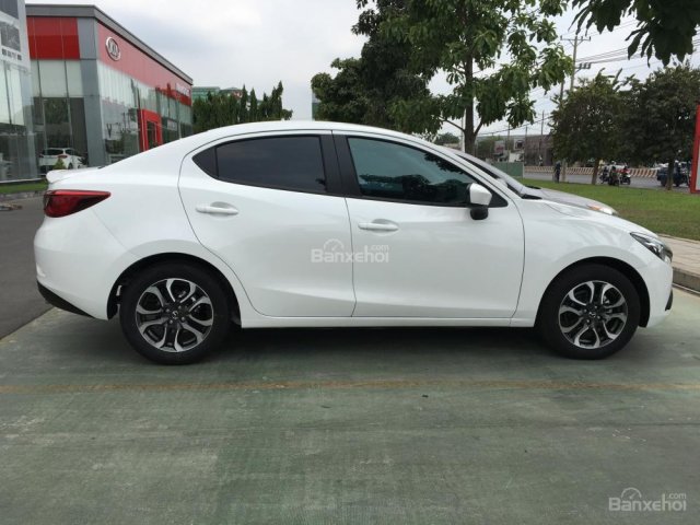 Bán xe Mazda 2 2018 nhập khẩu THÁI LAN mới 100%, liên hệ 0908 360 146 Toàn Mazda