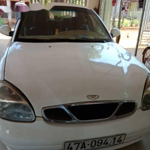 Bán ô tô Daewoo Nubira đời 2002, màu trắng