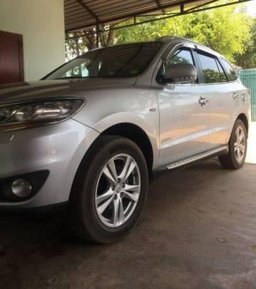 Cần bán gấp Hyundai Santa Fe đời 2009, nhập khẩu nguyên chiếc, 680tr