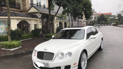 Bán xe Bentley Continental Flying Spur 2011, màu trắng, nhập khẩu chính chủ