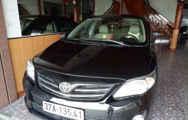 Bán Toyota Corolla altis model 2011, màu đen