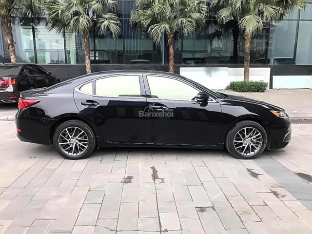 Cần bán Lexus ES 350 sản xuất năm 2016, màu đen, nhập khẩu nguyên chiếc