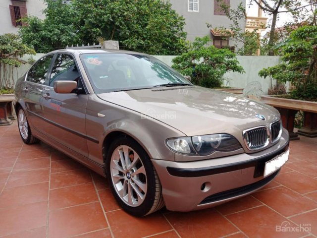 Bán BMW 3 Series 325i năm sản xuất 2004, màu vàng, nhập khẩu