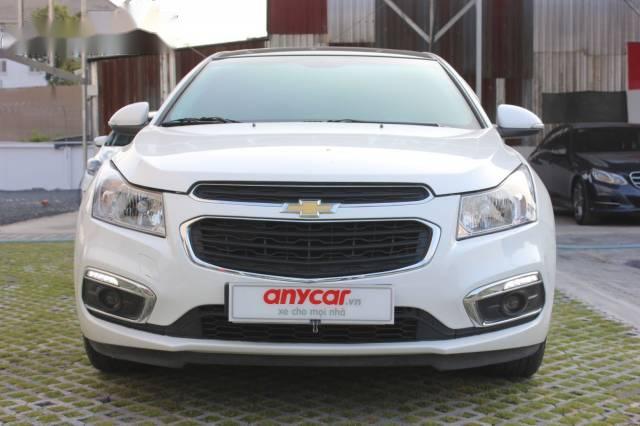 Bán Chevrolet Cruze 1.8AT 2016, màu trắng số tự động, giá 536tr