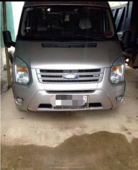 Cần bán Ford Transit đời 2015, màu bạc