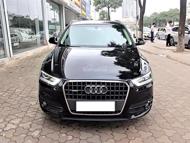 Bán Audi Q3 năm 2014, màu đen, nhập khẩu nguyên chiếc