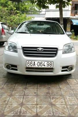 Bán Chevrolet Aveo đời 2010, màu trắng 