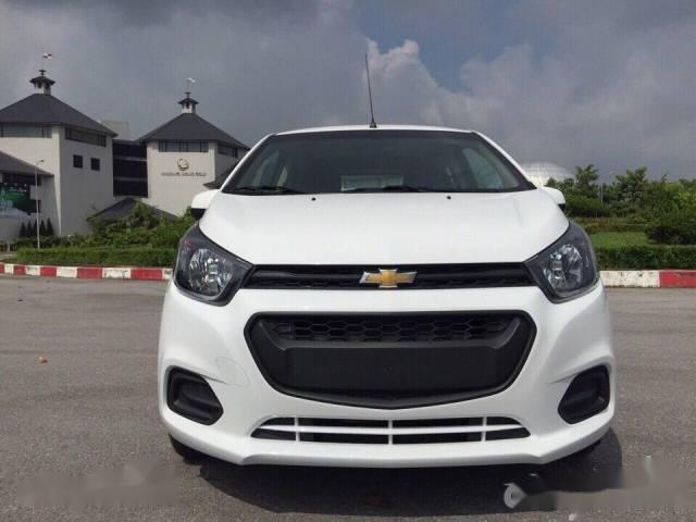 Bán xe Chevrolet Spark Dou năm sản xuất 2018, màu trắng