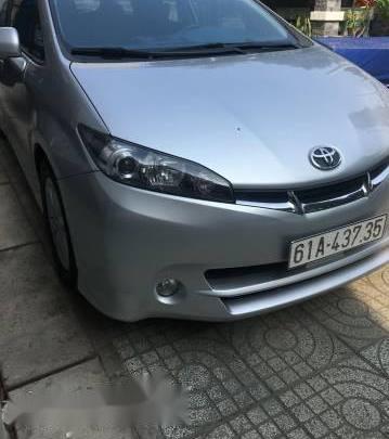 Bán xe Toyota Wish 2011, màu bạc, nhập khẩu