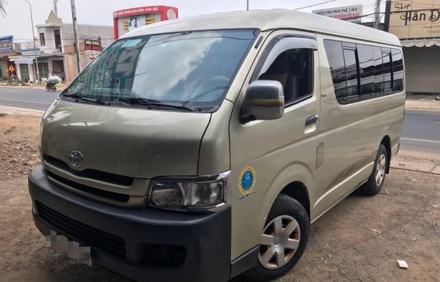 Bán Toyota Hiace sản xuất 2009, màu vàng cát