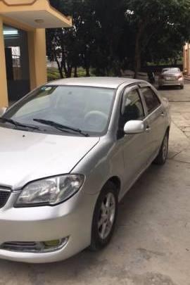 Bán xe Toyota Vios năm sản xuất 2005, màu bạc