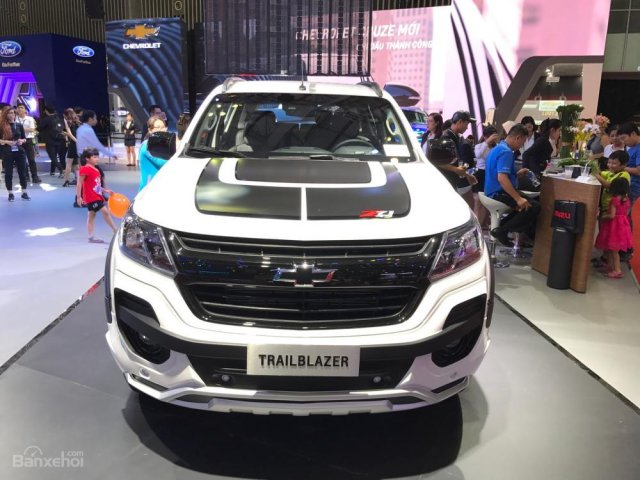 Cần bán xe Chevrolet Trailblazer 2018, hai màu, nhập khẩu nguyên chiếc