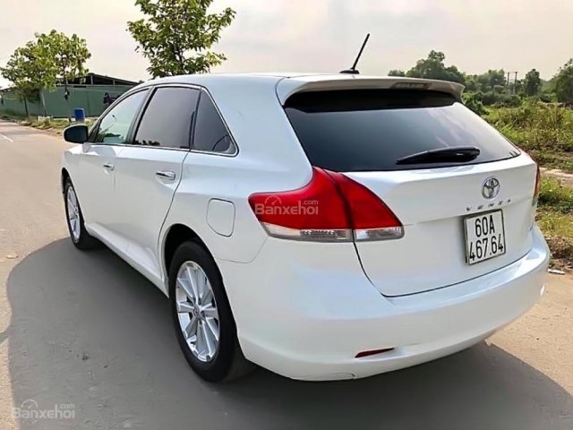 Cần bán lại xe Toyota Venza 2.7 AWD đời 2009, màu trắng, nhập khẩu nguyên chiếc giá cạnh tranh