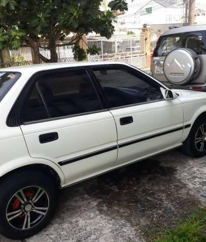 Bán Toyota Corolla năm 1990, màu trắng chính chủ