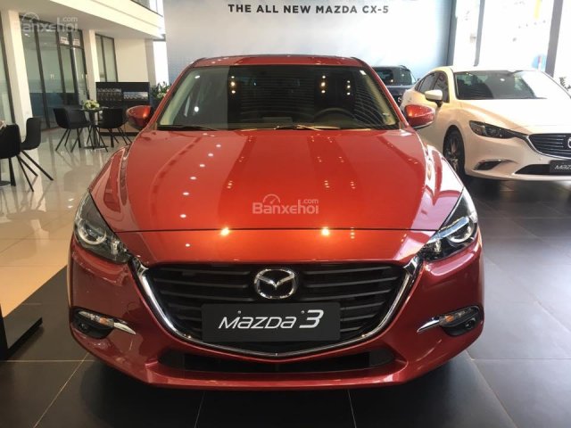 Bán xe Mazda 3 FL 2018 chỉ cần 100 triệu, xe đủ màu, giao xe ngay, thủ tục nhanh gọn. LH: 0976.551.868